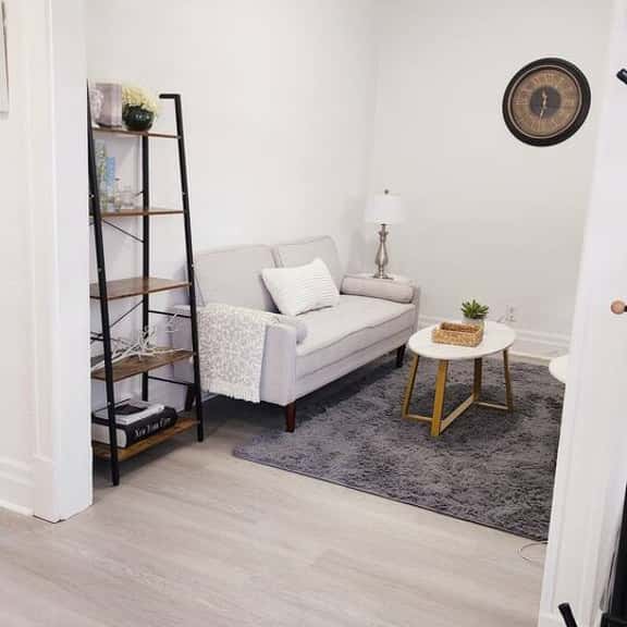 Renovated 2 Bedroom Unit - USA Side - Image 1